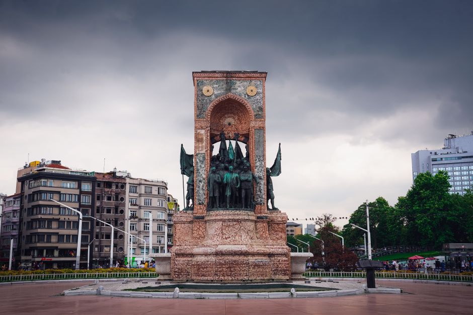 塔克西姆广场 Taksim square