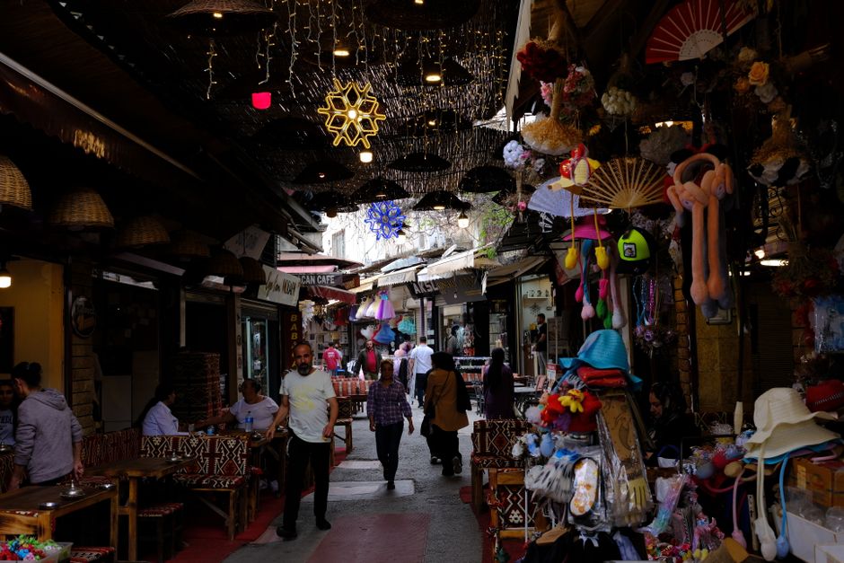 蓝色市场（火车头市场） Central Souk