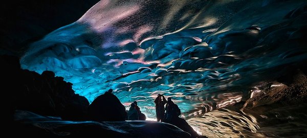 蓝冰洞 Blue Ice Cave