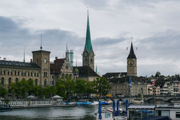 苏黎世圣母教堂 Fraumünster Church