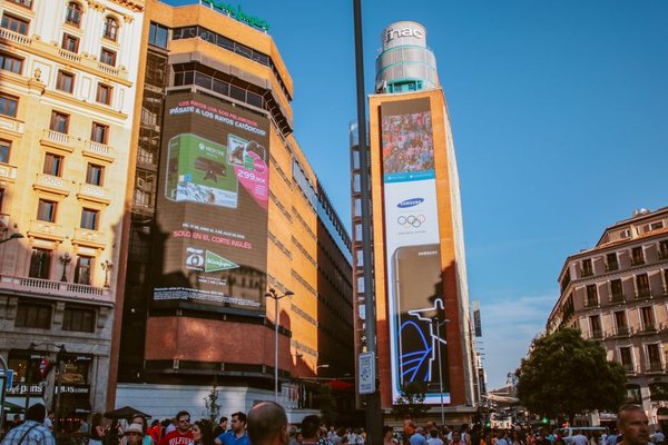 英格列斯百货公司 El Corte Inglés