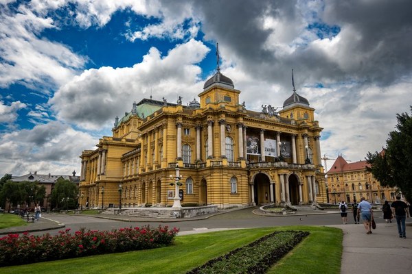 达利剧院博物馆 Dalí Theatre-Museum