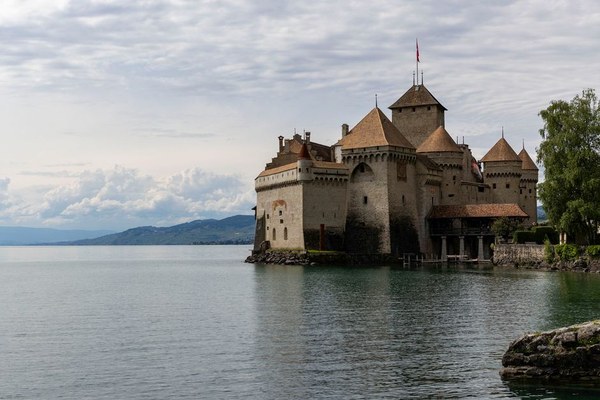 西庸城堡 Chillon Castle