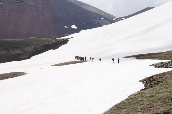 铁力士雪山  Tilis Snow Mountain