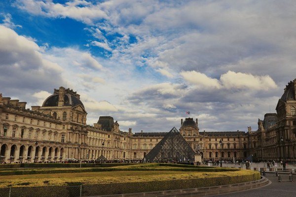 卢浮宫 Louvre Museum